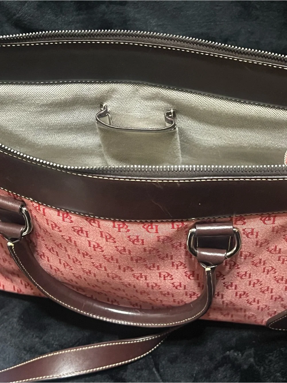 Vintage Dooney & Bourke Satchel Bag, Authentic‼️
